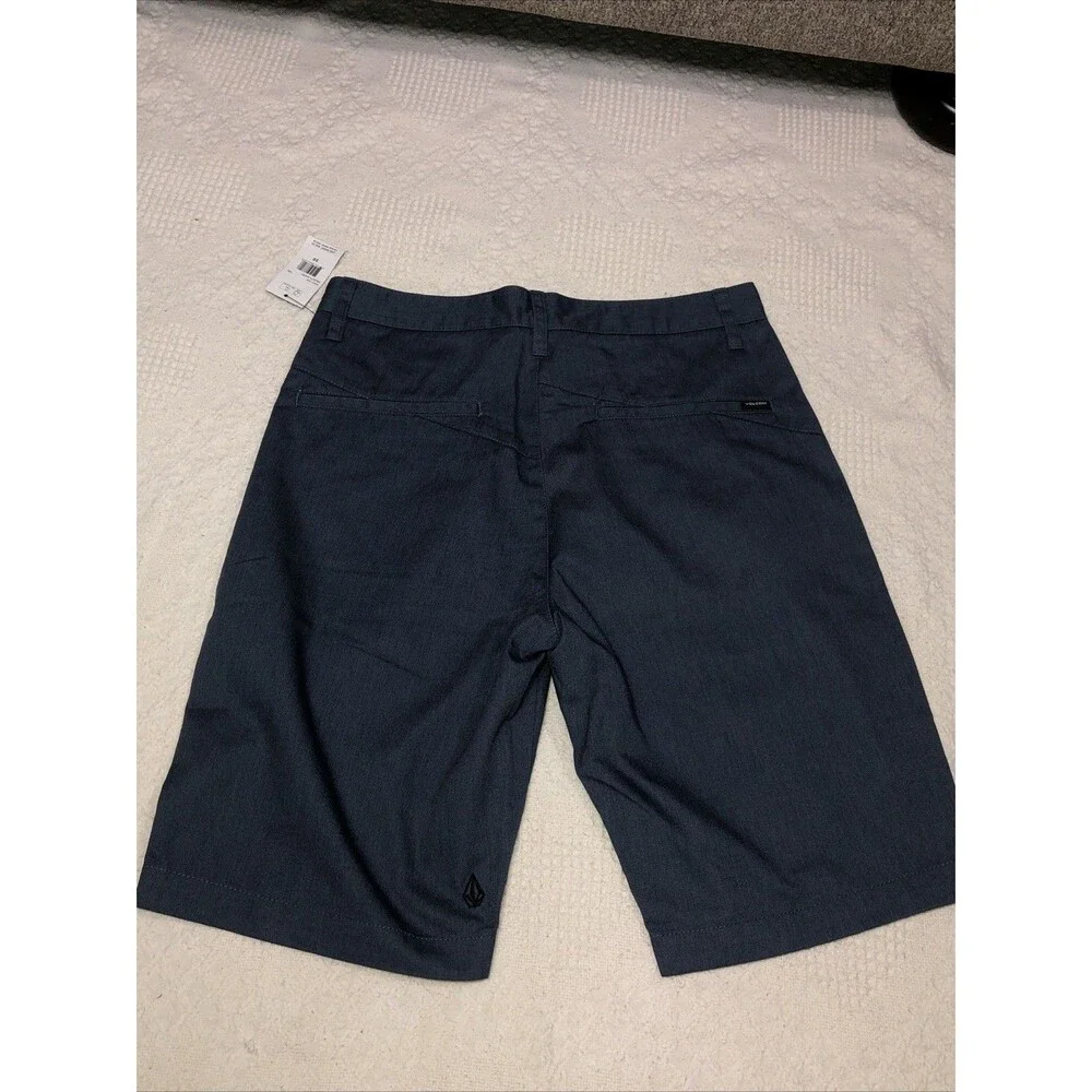 NEW Volcom Mens Size 30 Vmonty Blue Modern Fit Chino Shorts New with tags